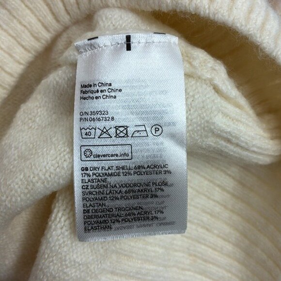 H&M Holiday Sweater Womens Size L Cream Cowl Neck Festive Reindeer Snowflake - Picture 7 of 7